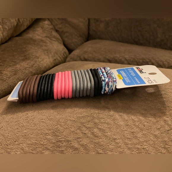 Hair Elastics / Hair Ties — Scunci, 27 Count - Picture 10 of 10